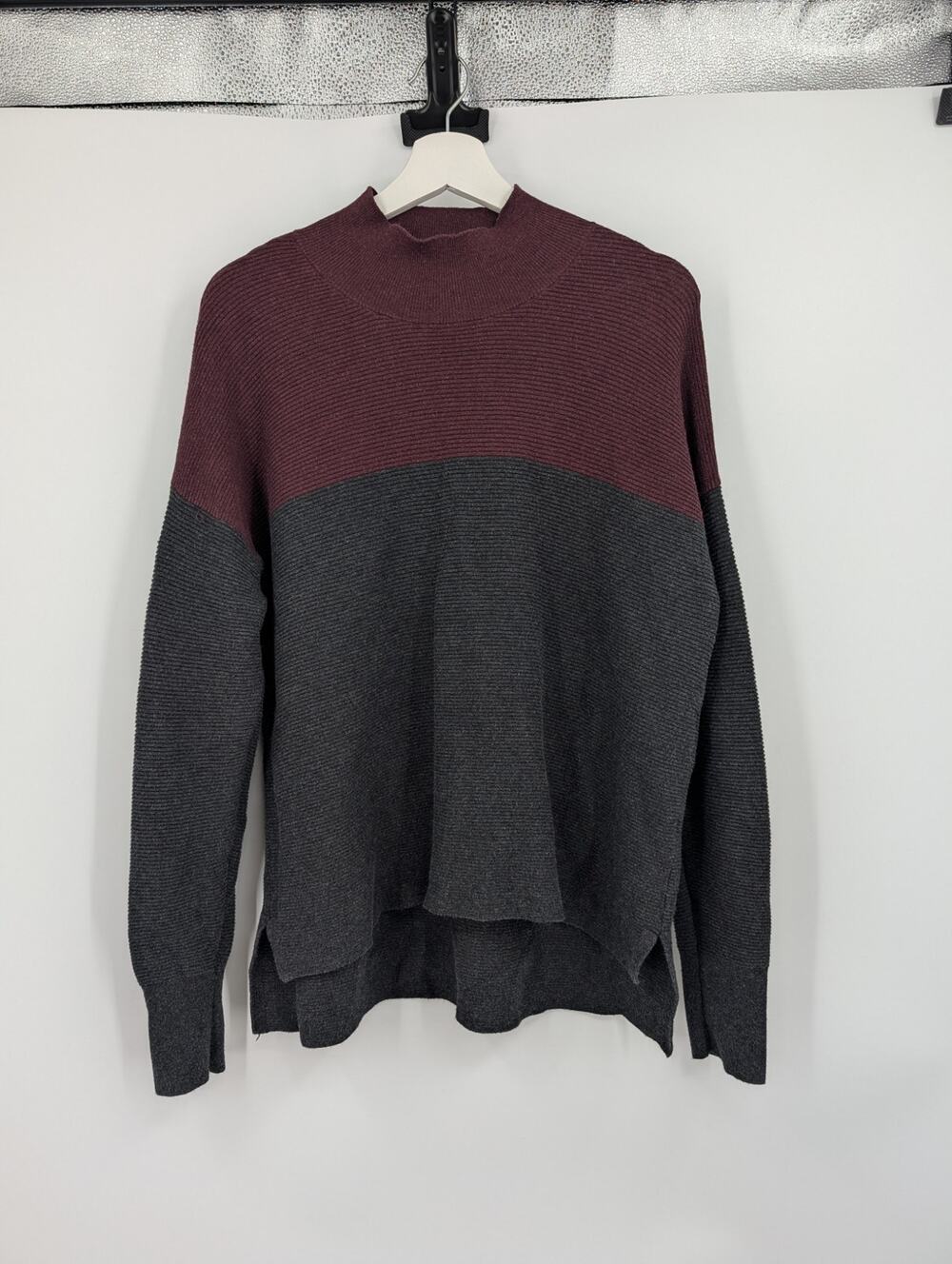 Victoria's Secret Mock Neck Cashmere Blend Sweater Maroon Gray Ribbed Warm Large